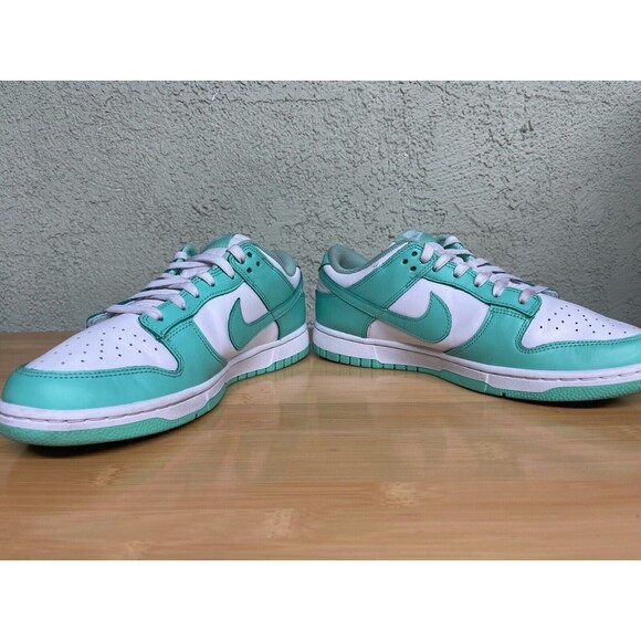 Nike Dunk Low Green Glow Women’s Size 10 DD1503-105 10W‎ / Men’s 8.5 main image 11